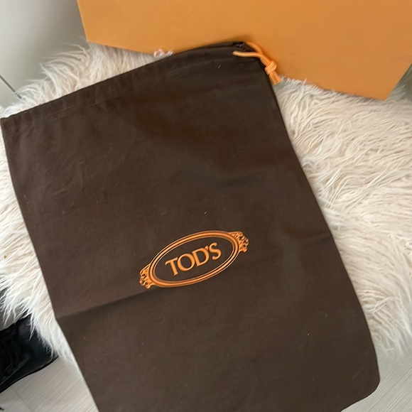 Tod’s Tronchetto Ankle Boots LIKE NEW !! in original box with shoe bag size 36.5 - Picture 5 of 9